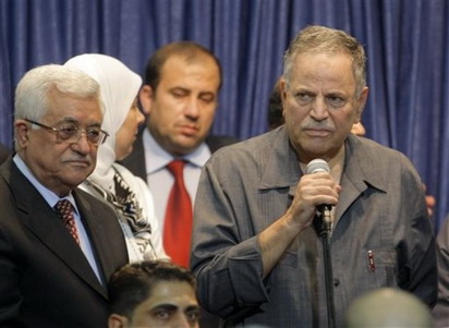 Abu Maher Ghneim, un haut membre du Fatah revient en Cisjordanie